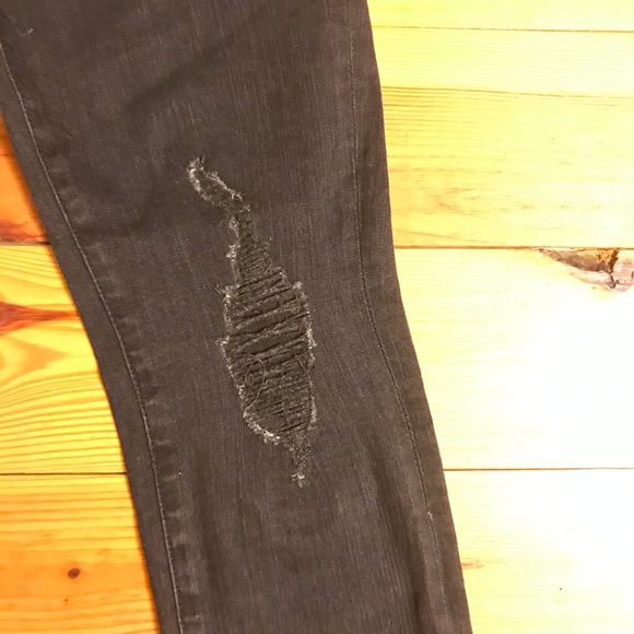 DKNY Black Distressed Skinny Jeans, NWT, 28 - Picture 8 of 14